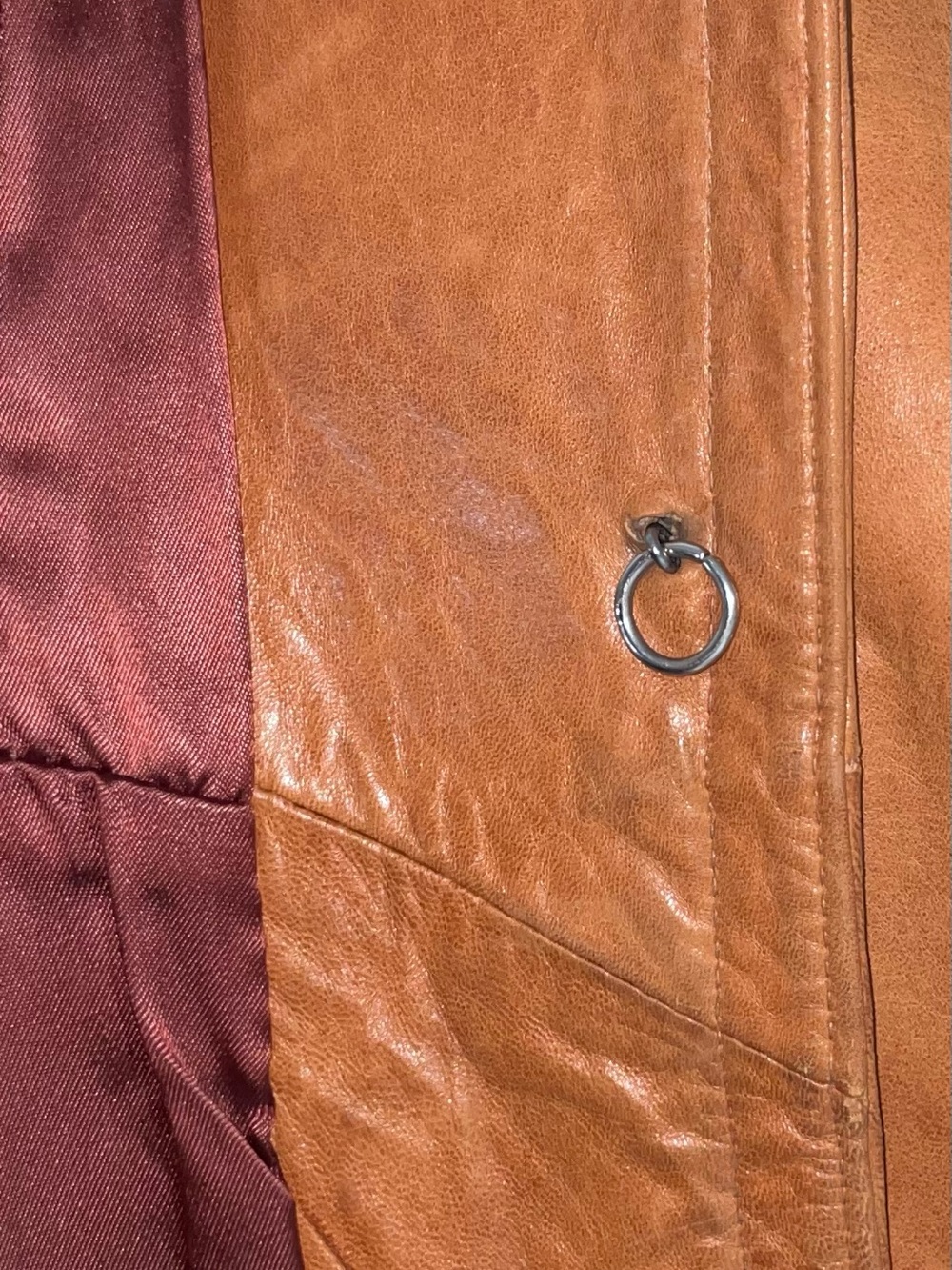 Vintage Women's Tan Leather Trench Coat - Picture 13 of 13